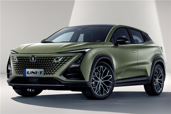 新款長(zhǎng)安UNI-T來(lái)襲，這輛長(zhǎng)安汽車(chē)還帶人臉識(shí)別？