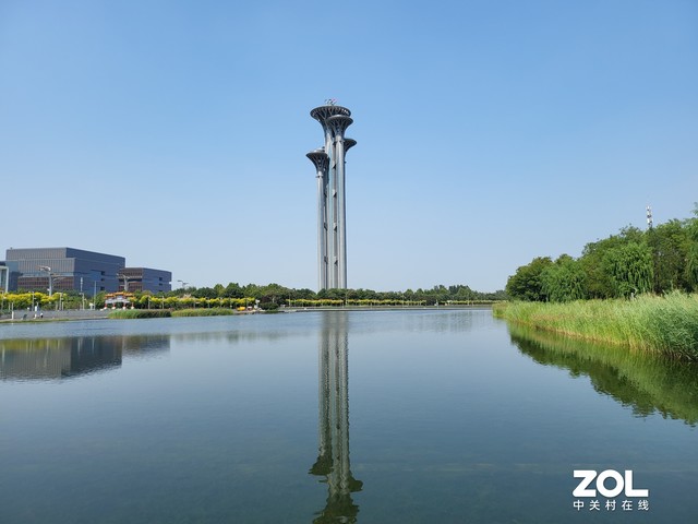 折疊屏也能防水，三星Galaxy Z Fold3全面測評 