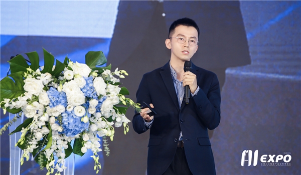 “商湯AI大裝置”亮相全球智博會，打開“虛實結(jié)合”生活新范式