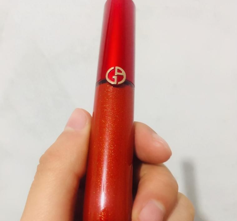 唯品會(huì)大牌口紅比專柜優(yōu)惠不少，是不是正品？