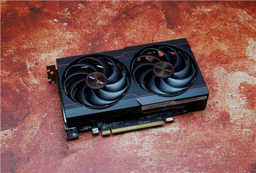 1080P游戲的甜品猛將，藍(lán)寶石RX 6600 白金版開箱