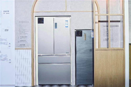 抓住年輕人的消費(fèi)習(xí)慣！海爾冰箱用食材拼出“國潮”建筑