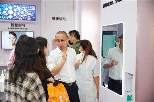 C-Life智慧美業(yè)亮相深圳美博會(huì)，全新沉浸式美容體驗(yàn)引領(lǐng)行業(yè)變革