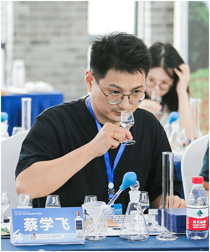 新十年新酒體，金蓋江小白開啟百元名酒時(shí)代