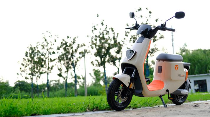 雅迪電動車VFLY L100 MAX電動車評測：高顏值、高性能的高端騎行體驗
