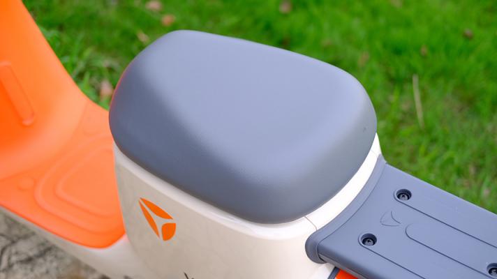 雅迪電動車VFLY L100 MAX電動車評測：高顏值、高性能的高端騎行體驗
