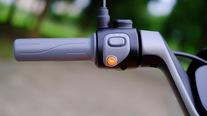 雅迪電動車VFLY L100 MAX電動車評測：高顏值、高性能的高端騎行體驗