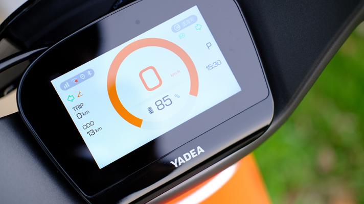 雅迪電動車VFLY L100 MAX電動車評測：高顏值、高性能的高端騎行體驗