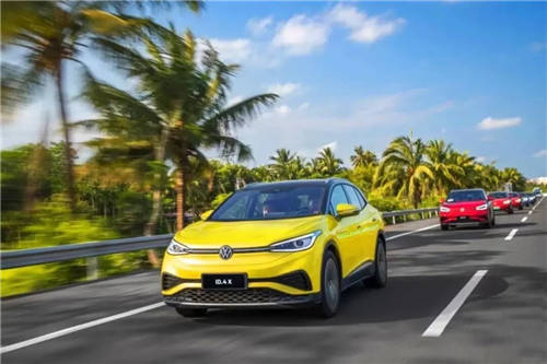 特斯拉Model 3和大眾ID.4X哪個(gè)好？2022年度環(huán)保車ID.4X更值得擁有！