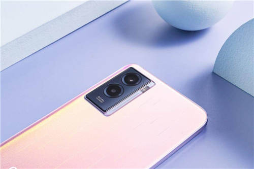 1399元起，vivo Y55s憑6000mAh大電池成新續(xù)航標(biāo)桿