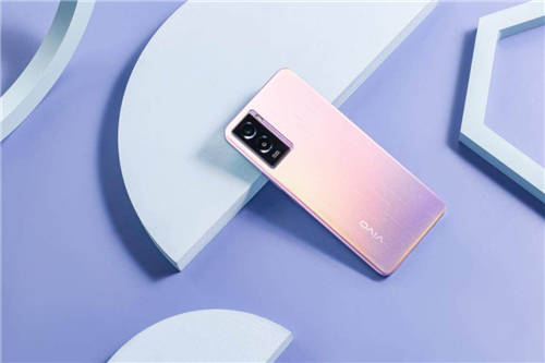 1399元起，vivo Y55s憑6000mAh大電池成新續(xù)航標(biāo)桿