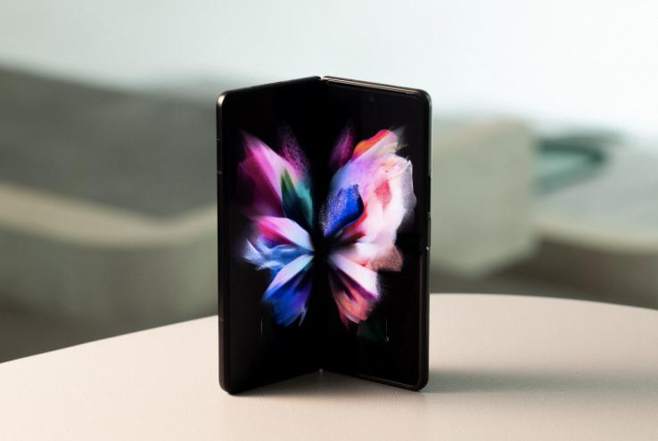 定義未來！三星Galaxy Z Fold3 5G引領(lǐng)折疊屏手機進入普及快車道