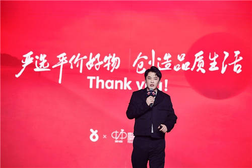 不止是辛選創(chuàng)始人，亦師亦友的辛巴以身作則獲眾人點贊