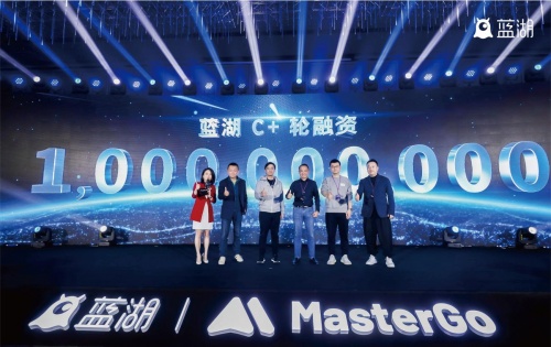 朱嘯虎是如何投到藍湖這家PLG獨角獸的？