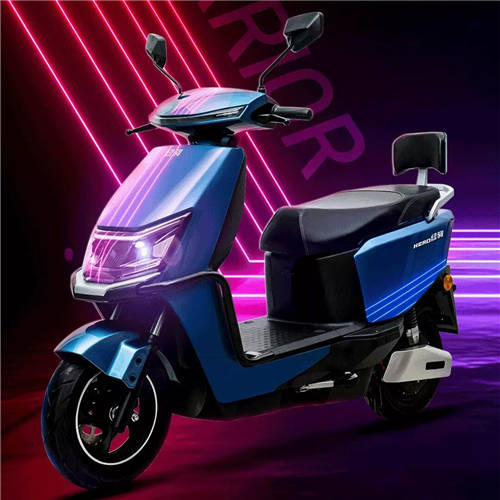 新發(fā)布兩款雅迪電動(dòng)車，一次充電續(xù)航超過120公里，可跨城行駛