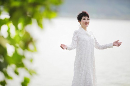 知名個(gè)人成長作家張德芬：“自我負(fù)責(zé)”就是攻克個(gè)人成長關(guān)卡的通關(guān)秘籍