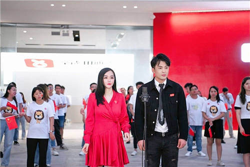 辛選聯(lián)合創(chuàng)始人初瑞雪談創(chuàng)業(yè)，表示艱辛的生活是創(chuàng)業(yè)的動力