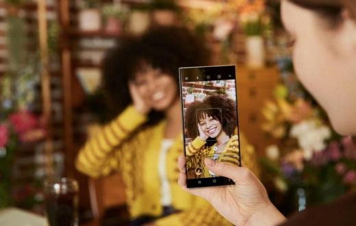 三星Galaxy S22系列:激發(fā)用戶創(chuàng)作潛能 享受超強(qiáng)影像帶來(lái)的樂(lè)趣
