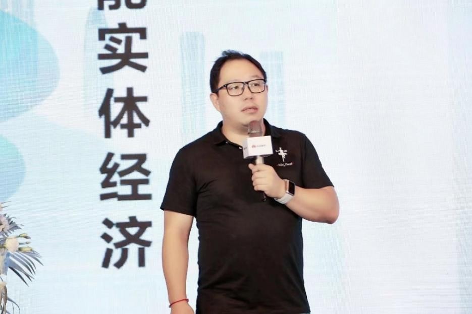 全面起跑新優(yōu)勢，信息技術再領航