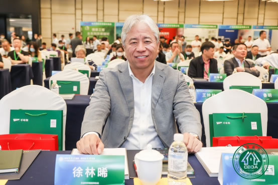 新賽道，新起點(diǎn)，精裝修產(chǎn)業(yè)及各企業(yè)家們將在同心共筑中國(guó)夢(mèng).jpg