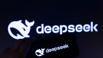 “流量波動(dòng)”下的DeepSeek：東南亞機(jī)遇顯現(xiàn)，但觀望心態(tài)未解