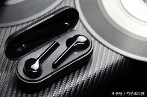 這個圣誕太給力！ TWS真無線藍牙耳機HUAWEI FreeBuds 2 Pro值得關(guān)注