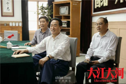 從《大江大河》中那些神道具，揭秘“全組處女座”的正午陽(yáng)光團(tuán)隊(duì)