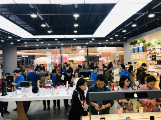 D.Phone UP+ ，迪信通探索新零售的有力武器