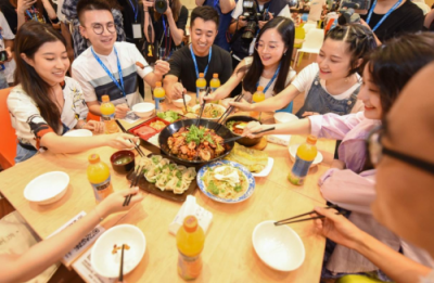 寵員工、做公益……原來(lái)你是這樣的蘇寧！