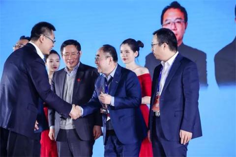 深耕建筑軟件領(lǐng)域20年，廣聯(lián)達(dá)榮膺中國(guó)軟件行業(yè)四項(xiàng)大獎(jiǎng)