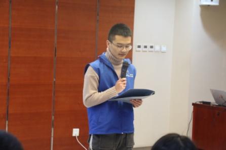 載行囊而來(lái)，滿載而歸