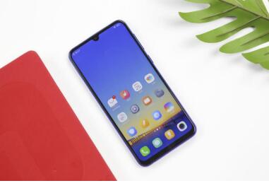 vivo Z3i 標(biāo)準(zhǔn)版全面評(píng)測(cè)：水滴屏幕彰顯時(shí)尚，強(qiáng)勁配置帶來(lái)酣暢體驗(yàn)