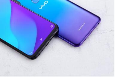 vivo Z3i 標(biāo)準(zhǔn)版全面評(píng)測(cè)：水滴屏幕彰顯時(shí)尚，強(qiáng)勁配置帶來(lái)酣暢體驗(yàn)