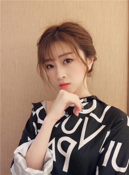 寧美攜手腿皇AMS、女神lilithxy發(fā)布女王爭霸賽招募令！