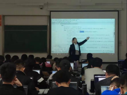 課工場攜手騰訊云走進(jìn)魯大 助力大數(shù)據(jù)人才培養(yǎng)