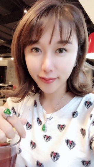 前置3200萬像素打動(dòng)少女心 華為nova 4e拍出更美自己