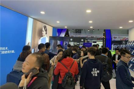 飛利浦智能鎖參展AWE2019，創(chuàng)新科技引領(lǐng)時(shí)代變革