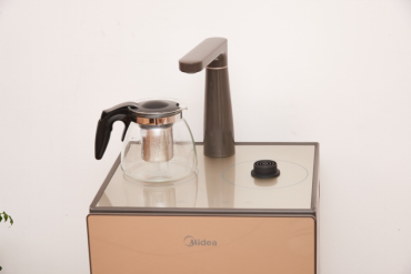 美的小鋼泡茶吧機(jī)測(cè)評(píng)：招待好友，多虧了這款茶吧機(jī)！