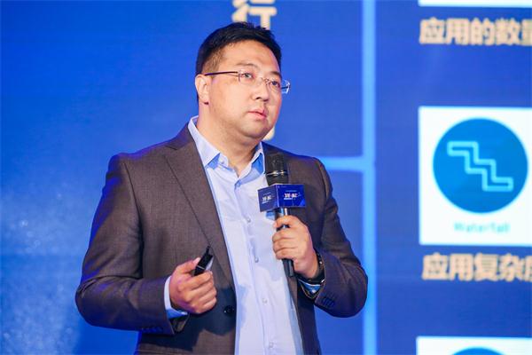 混合云向邊緣延伸！ZStack Mini超融合和ZStack CMP重磅發(fā)布！