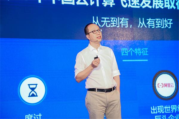 混合云向邊緣延伸！ZStack Mini超融合和ZStack CMP重磅發(fā)布！