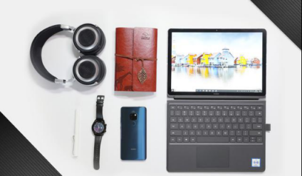 是誰拯救了需要在交通工具上辦公的你？是全新HUAWEI MateBook E