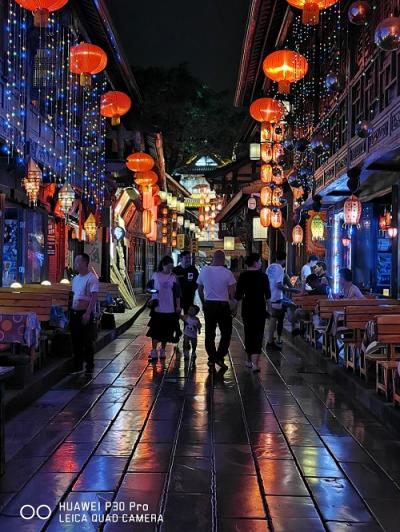 “天府幻夜圖”盡覽成都古今 華為天貓超級品牌日正式開啟