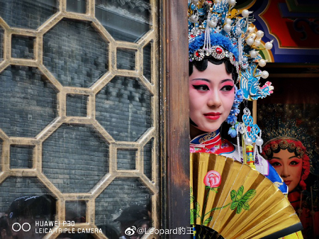 刷屏網(wǎng)絡(luò)的萬(wàn)人夜拍錦江活動(dòng)，高清大圖來(lái)啦！