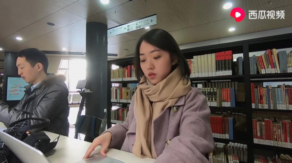 讀書、游學(xué)、拍vlog，清華女同學(xué)走紅西瓜視頻，活出青春最美模樣