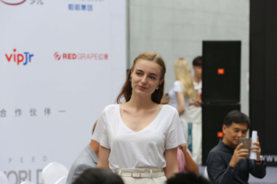 vipJr聯(lián)手風(fēng)速BuddyPhones，幫助孩子實(shí)現(xiàn)全面發(fā)展