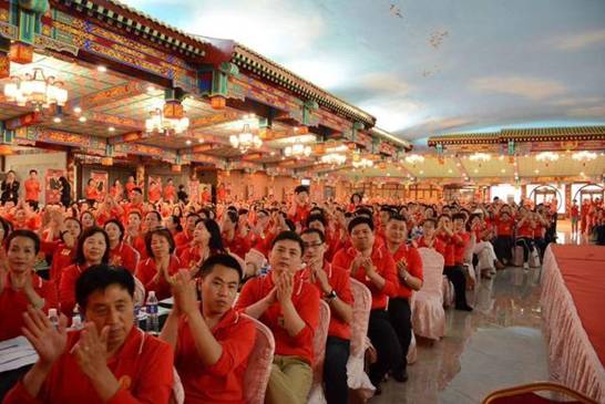 網(wǎng)紅云商主辦?？都t商時代》簽約攜手助力網(wǎng)紅經(jīng)濟(jì)