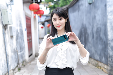 三星Galaxy S10系列，帶來HDR10+畫面下的穩(wěn)定效果