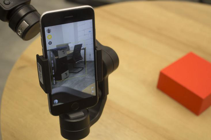 2019年熱門手機(jī)穩(wěn)定器大疆osmo mobile 2、百諾P1、智云smooth4專業(yè)測評