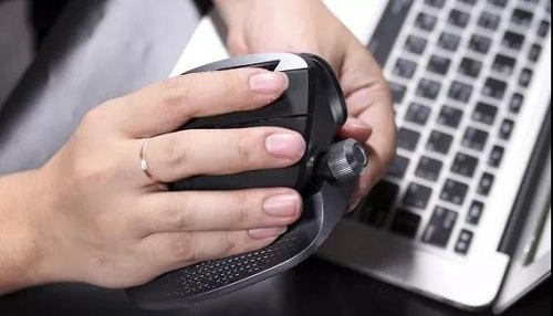 當鼠標“垂直”，會發(fā)生什么？多彩垂直鼠標體驗