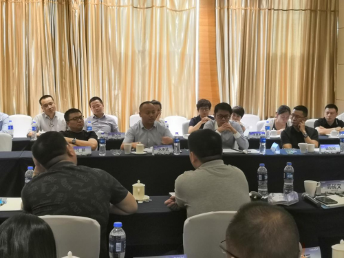 革故鼎新，領勢而升